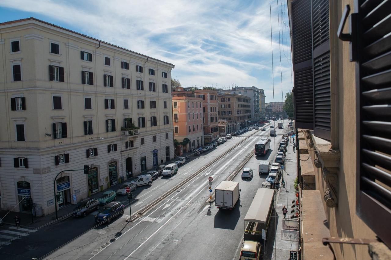 Dreams In Rome - Colosseum Apartment Ngoại thất bức ảnh